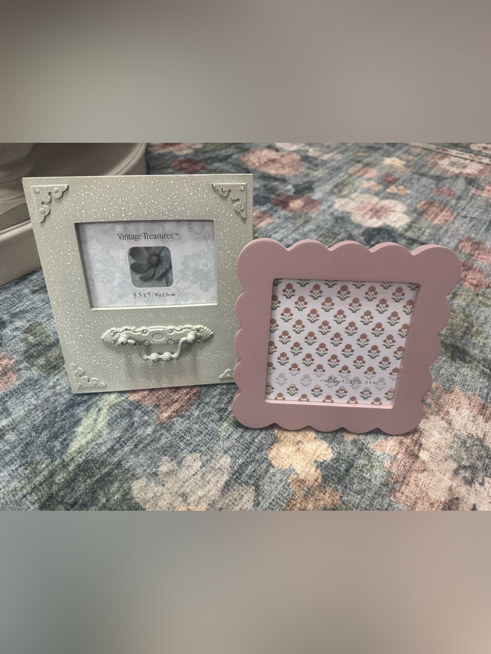 Pink Scalloped Photo Frame + Green Vintage Style Frame (BUNDLE)